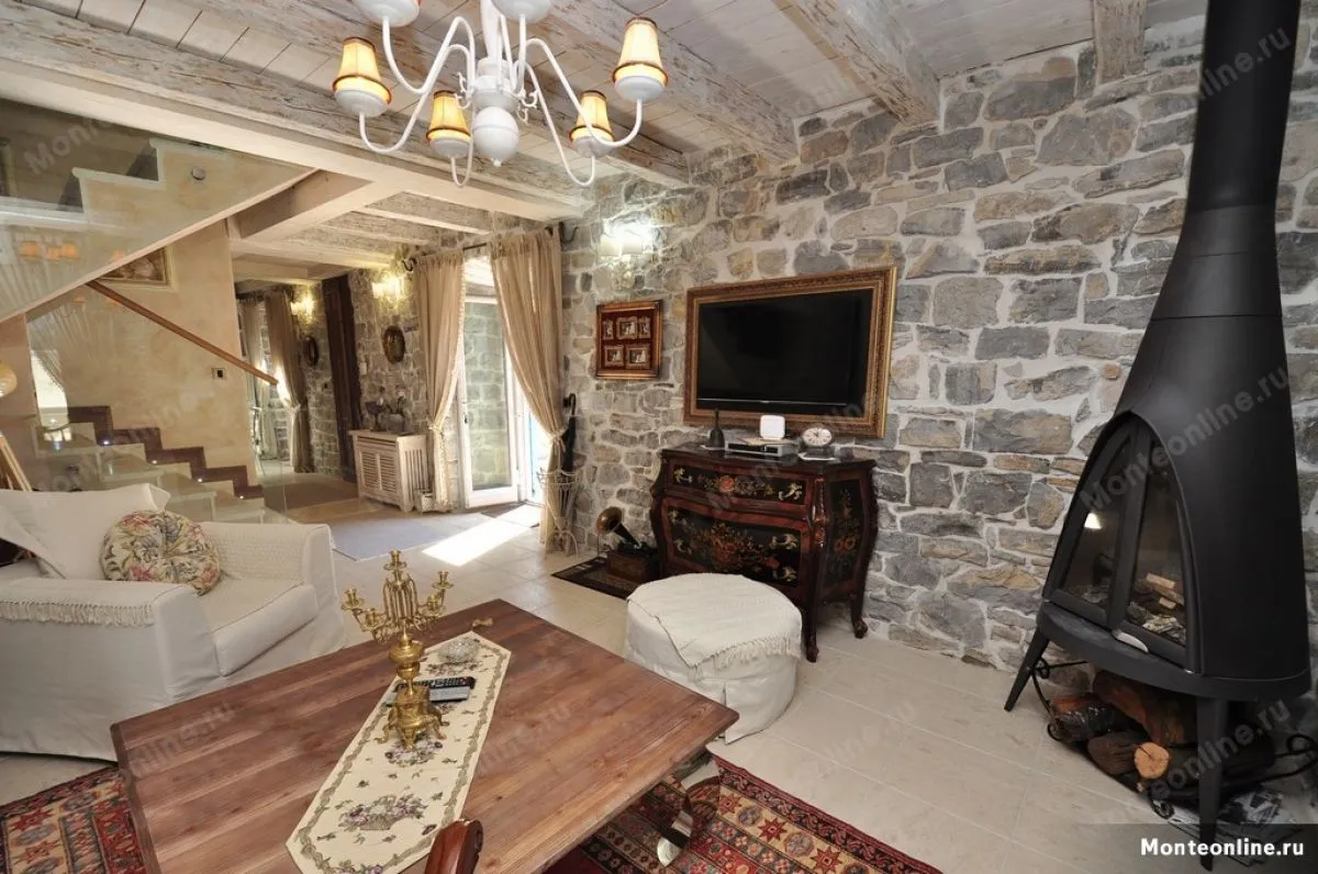 Prodaja, kuća, 105m², Tivat, Crna Gora