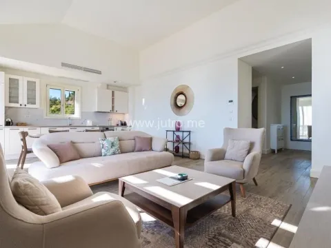 Prodaja, dvosoban stan, 113m², Luštica, Tivat - image 1