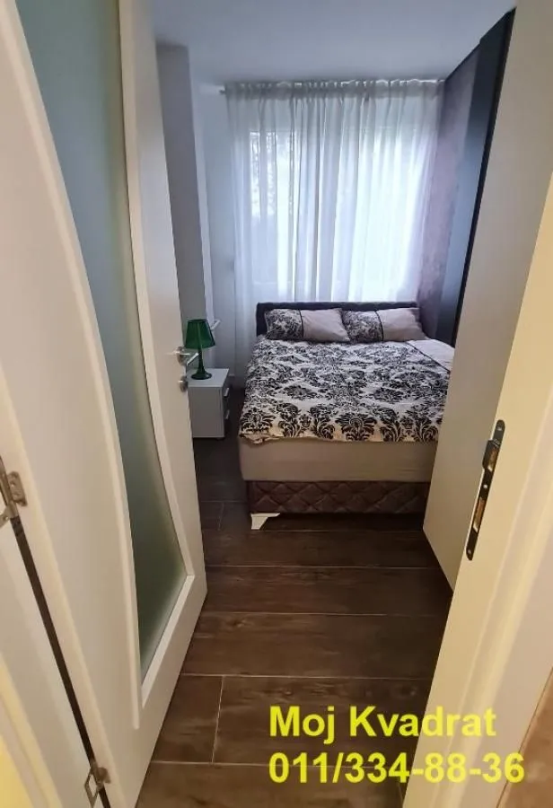 Izdavanje, dvosoban stan, 50m², Novi Beograd Sve Podlokacije, Beograd