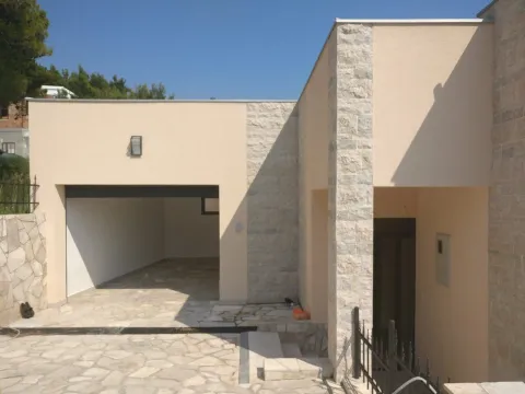 Sale, house, 220m², Šušanj, Bar - image 13