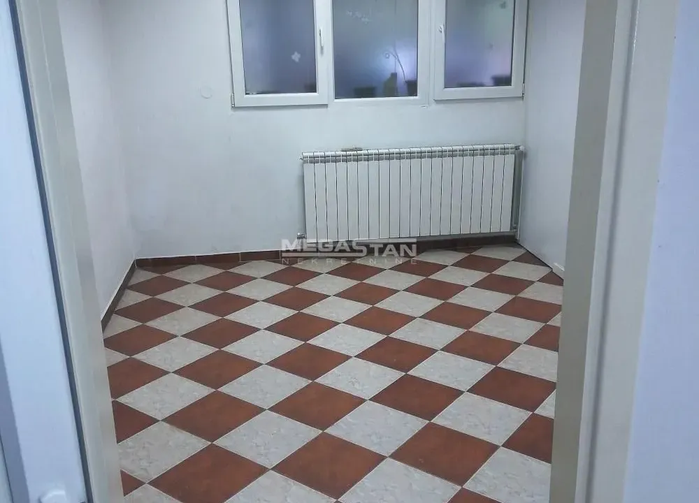 Rent, office space, 131m², Zemun Centar, Zemun Sve Podlokacije