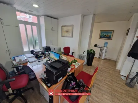 Prodaja, poslovni prostor, 38m², Golubovina, Budva - image 7