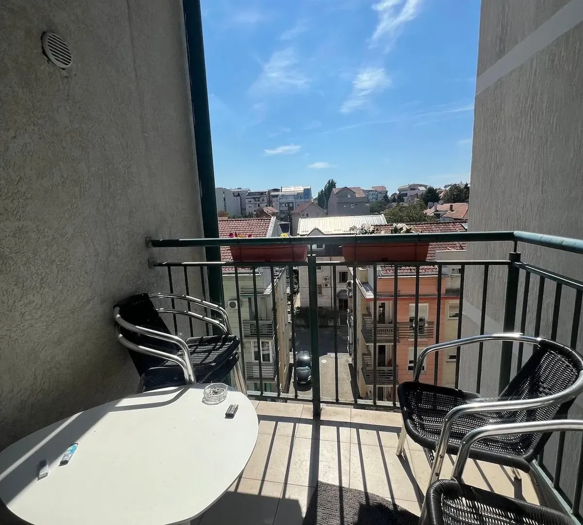 Prodaja, trosoban stan, 60m², Vračar Sve Podlokacije, Beograd