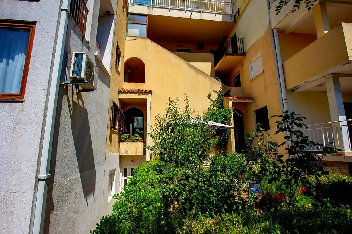 Sale, one bedroom apartment, 46m², Bečići, Budva