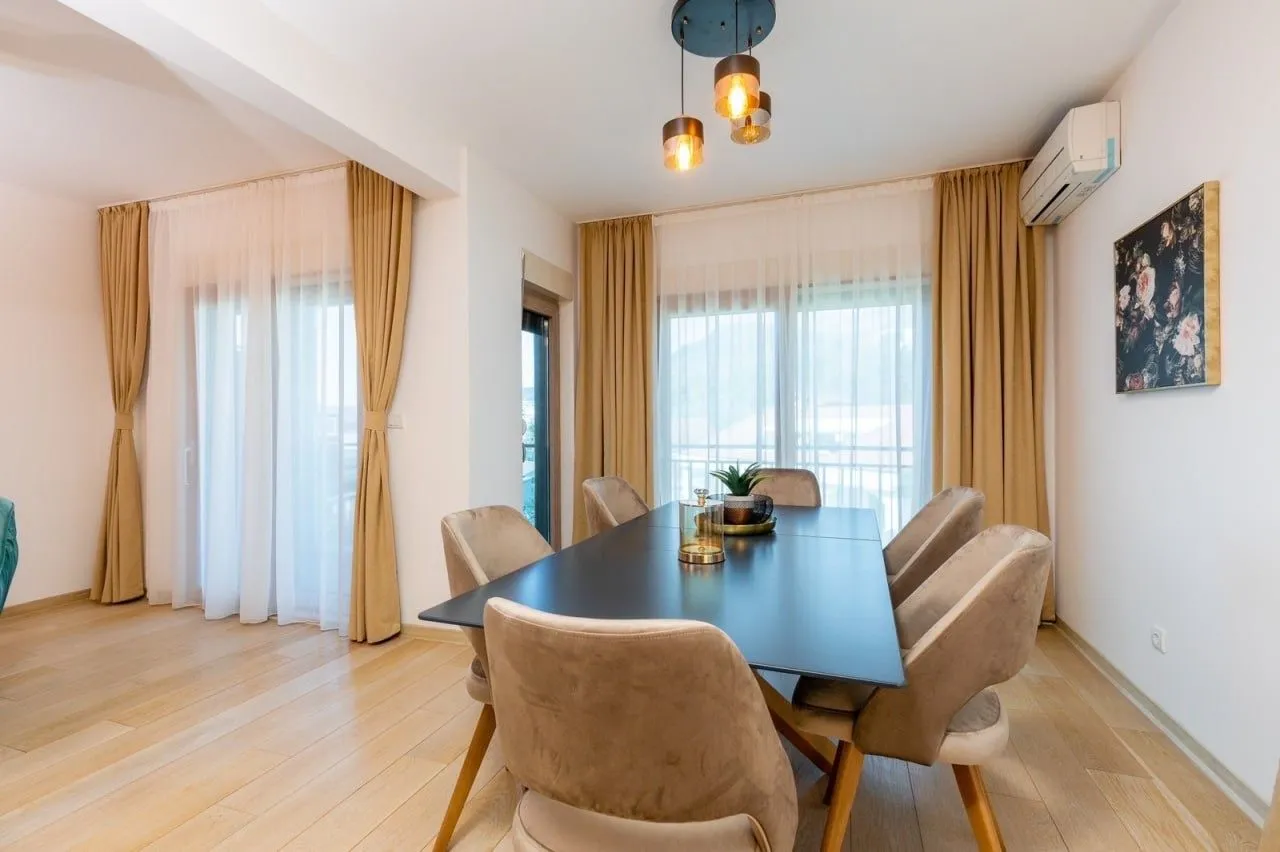 Prodaja, trosoban stan, 110m², Pržno, Budva