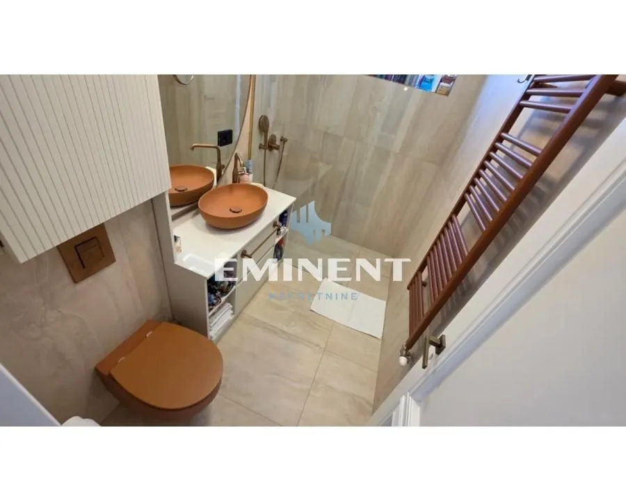 Sale, three bedroom apartment, 116m², Cvetkova Pijaca, Zvezdara Sve Podlokacije