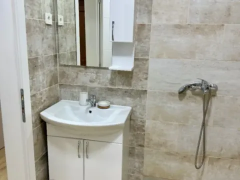 Prodaja, jednosoban stan, 46m², Pinješ, Ulcinj - image 5