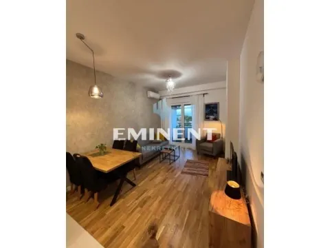 Izdavanje, dvosoban stan, 41m², Zemun Gornji Grad, Zemun Sve Podlokacije