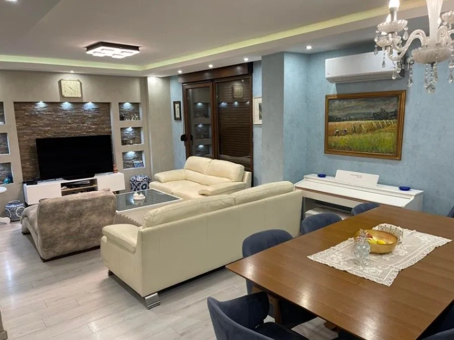 Prodaja, četvorosoban stan, 85m², Senjak, Beograd