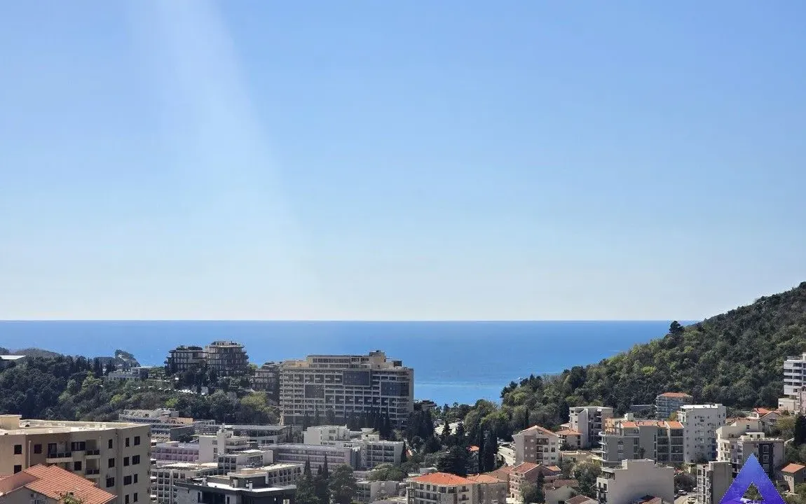 Sale, one bedroom apartment, 60m², Bečići, Budva