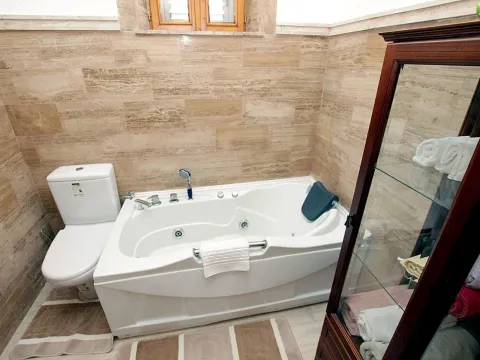 Prodaja, kuća, 480m², Reževići, Budva - image 33