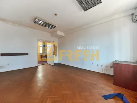 Rent, office space, 345m², Centar, Podgorica - image 26