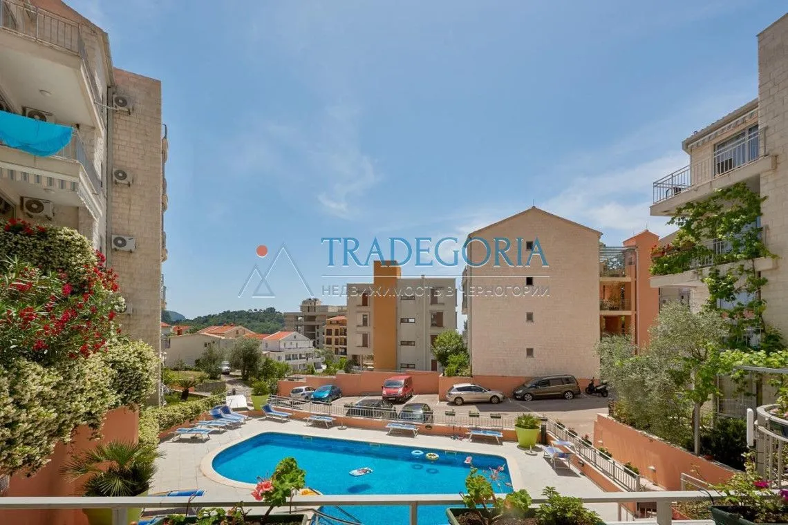 Prodaja, dvosoban stan, 68m², Petrovac, Budva