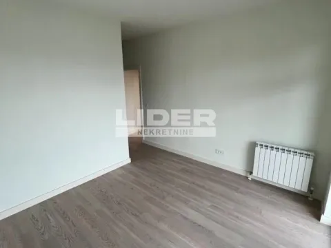 Sale, four bedroom apartment, 111m², Savski Venac, Beograd - image 17