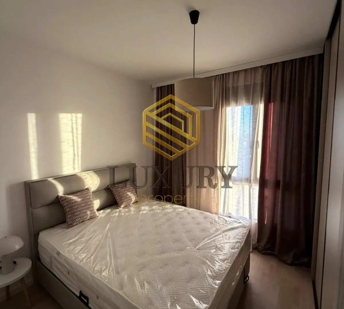 Izdavanje, jednosoban stan, 37m², Tološi, Podgorica