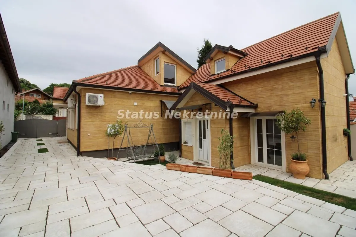 Prodaja, kuća, 285m², Sremski Karlovci, Novi Sad