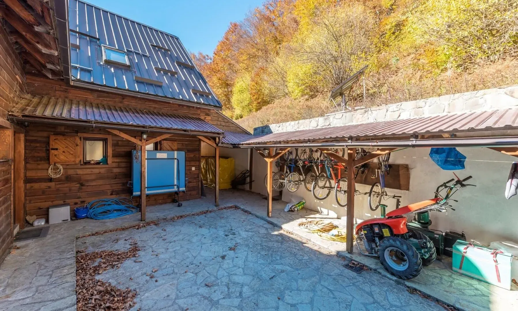 Prodaja, kuća, 550m², Podgorica, Crna Gora