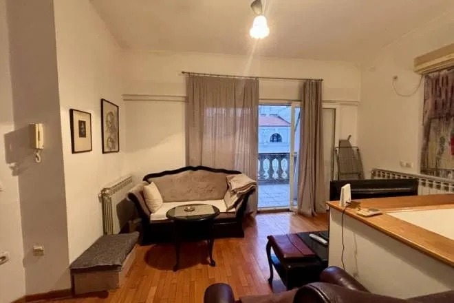 Sale, four bedroom apartment, 96m², Stari Grad, Beograd