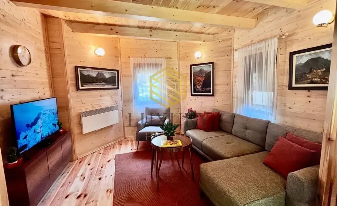 Rent, house, 68m², Centar, Kolašin