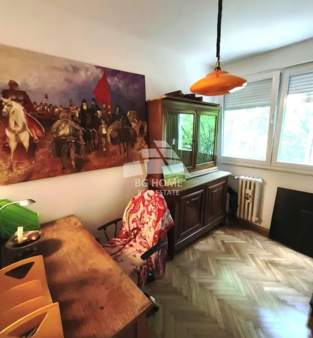 Rent, three bedroom apartment, 87m², Južni Bulevar, Vračar Sve Podlokacije