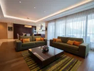 Izdavanje, dvosoban stan, 180m², Budva, Crna Gora - image 1