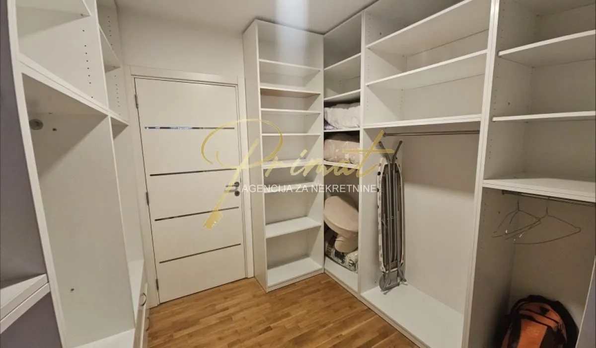 Rent, apartment, 59m², Borča 1, Borča Sve Podlokacije