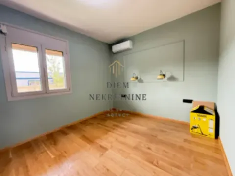 Izdavanje, trosoban stan, 100m², Donja Gorica, Podgorica - image 12