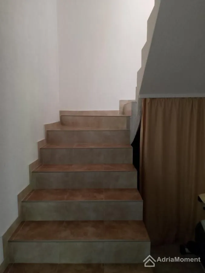 Prodaja, kuća, 193m², Mojdež, Herceg Novi
