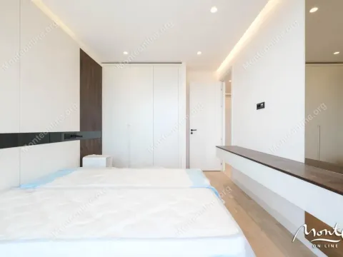 Sale, one bedroom apartment, 52m², Bečići, Budva - image 10
