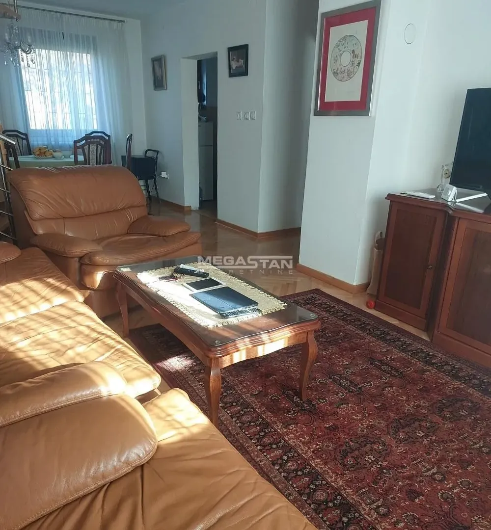 Izdavanje, kuća, 123m², Ledine, Beograd