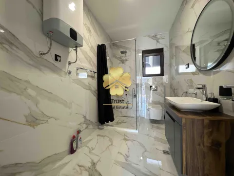 Izdavanje, kuća, 300m², Donji Kokoti, Podgorica - image 9