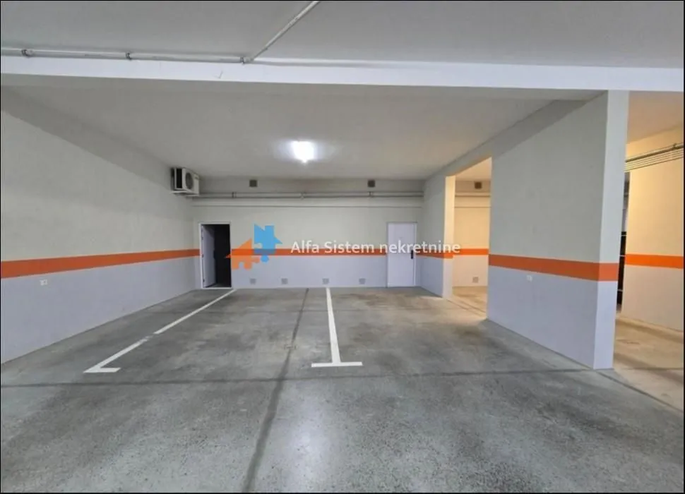 Izdavanje, stan, 215m², Savski Venac, Beograd