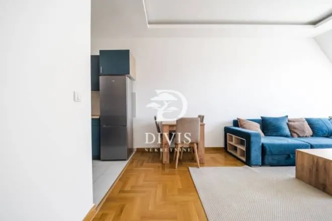 Prodaja, dvosoban stan, 43m², Lion, Zvezdara Sve Podlokacije