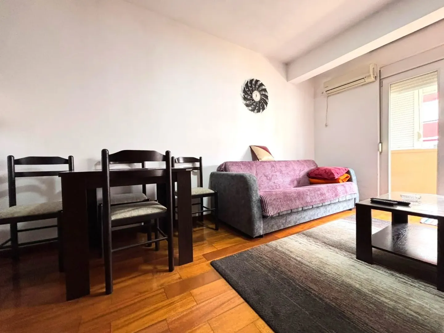 Izdavanje, jednosoban stan, 40m², Zabjelo, Podgorica