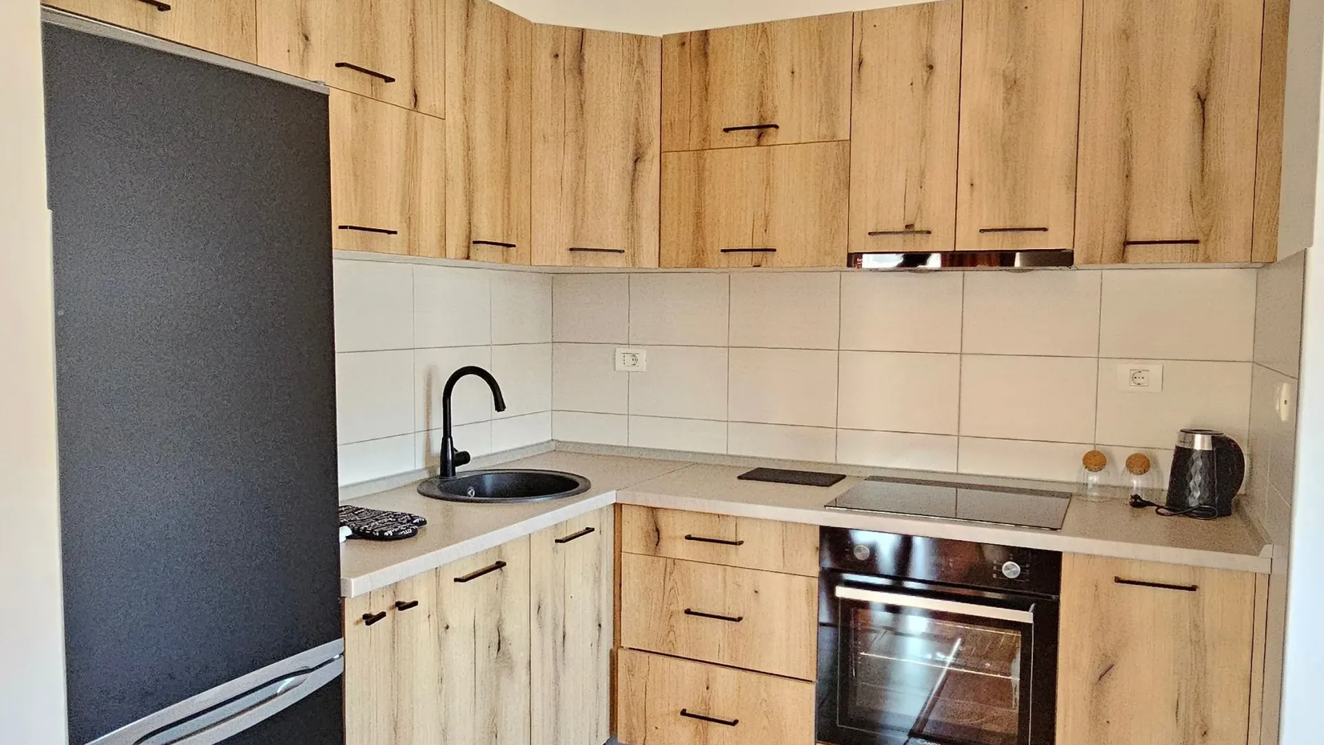 Izdavanje, dvosoban stan, 68m², City Kvart, Podgorica