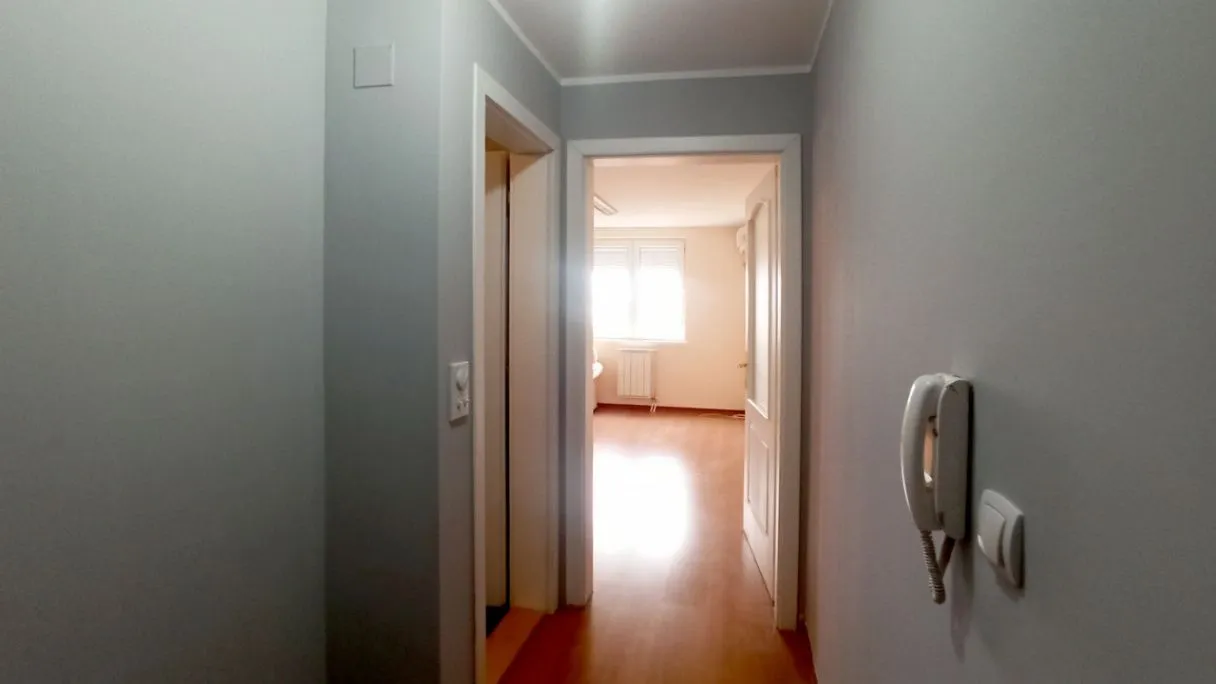 Prodaja, dvosoban stan, 77m², Banja Koviljača, Loznica