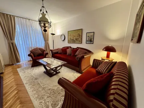 Izdavanje, dvosoban stan, 49m², Vračar, Šid - image 1