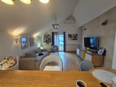 Prodaja, trosoban stan, 84m², Hadzipopovac, Palilula Sve Podlokacije - image 2