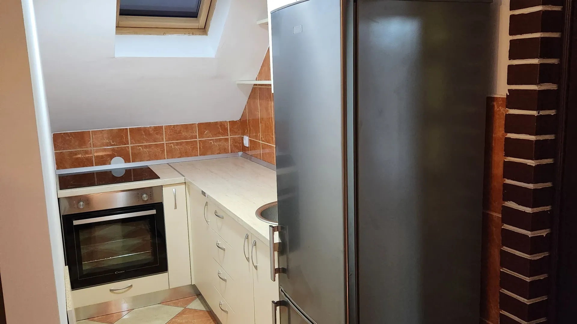 Prodaja, trosoban stan, 57m², Stara varoš, Nikšić