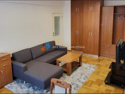 Izdavanje, trosoban stan, 75m², Banovo Brdo, Beograd - image 2