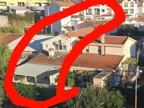 Prodaja, kuća, 219m², Budva, Crna Gora - image 9