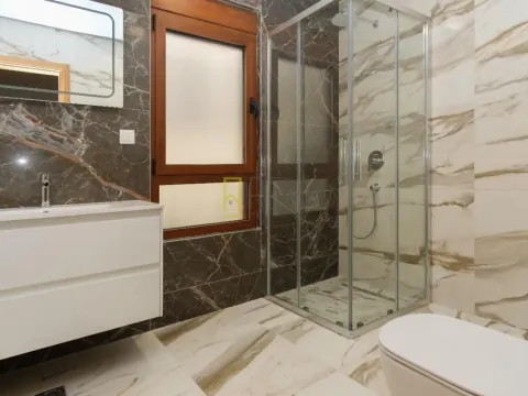 Prodaja, trosoban stan, 142m², Gorica C, Podgorica - image 16