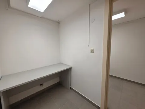 Rent, office space, 200m², Podgorica, Crna Gora - image 8