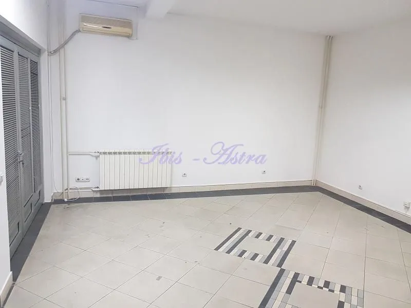 Rent, office space, 387m², Savski Venac, Beograd