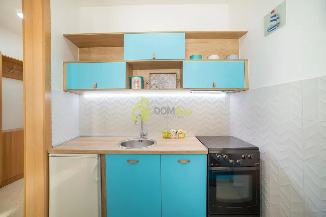Prodaja, jednosoban stan, 63m², Šušanj, Bar