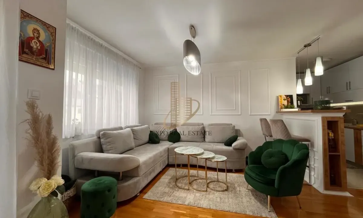 Sale, apartment, 100m², Satelit, Novi Sad Sve Podlokacije