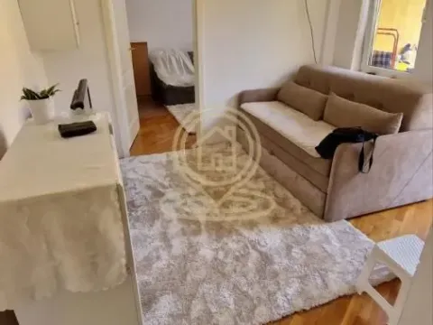 Izdavanje, jednosoban stan, 35m², Centar, Novi Sad - image 2