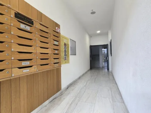 Rent, apartment, 52m², Kod Capital Plaze, Podgorica - image 12