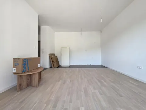 Izdavanje, stan, 48m², Tološi, Podgorica - image 5