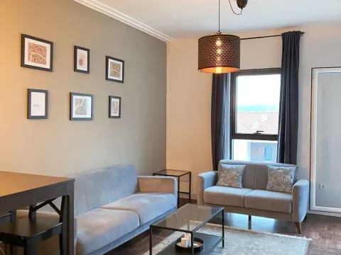 Rent, one bedroom apartment, 55m², Kalimanj, Tivat